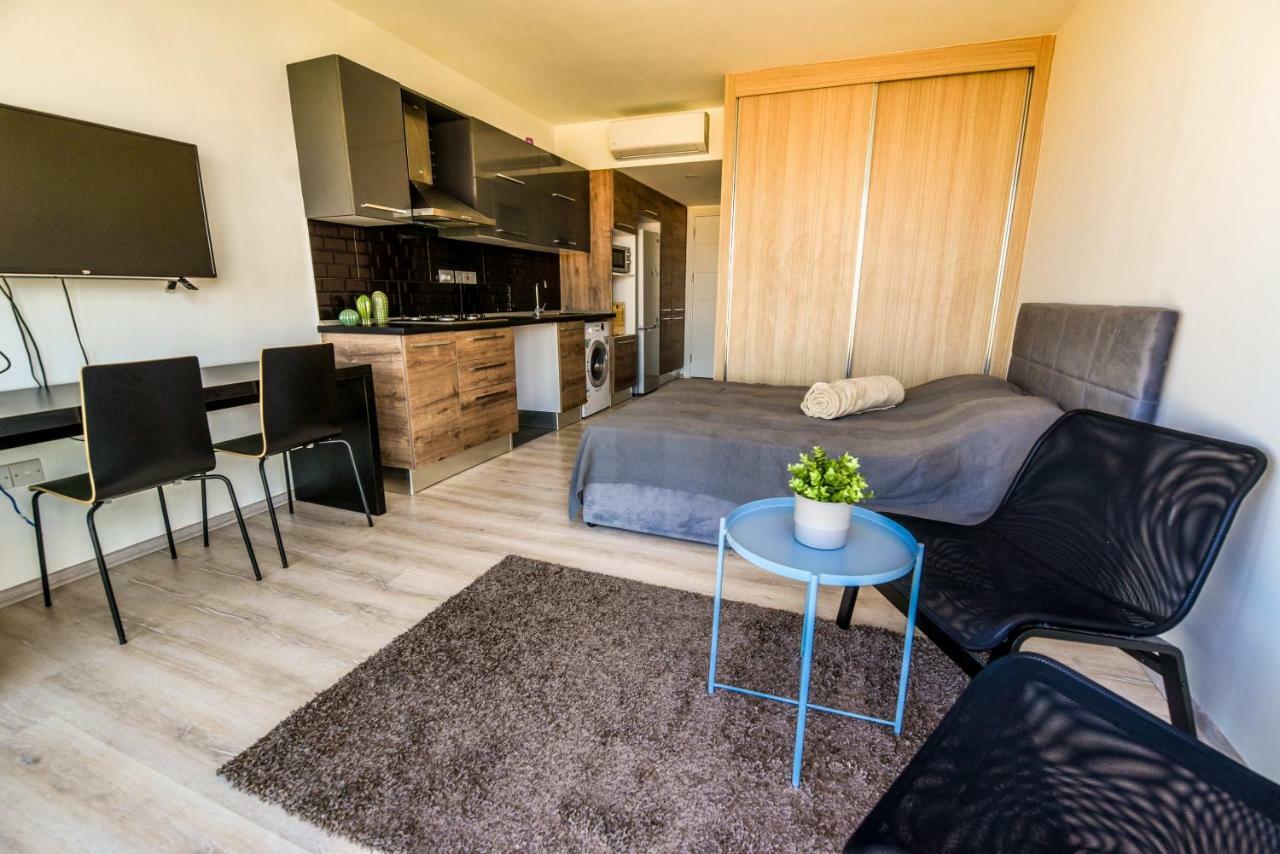 Hotel Standard Stylish Studio - Contactless Check-In&Check Out Famagusta  Exteriér fotografie